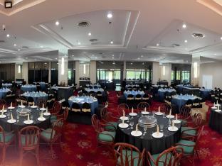 royal park hotel uniten