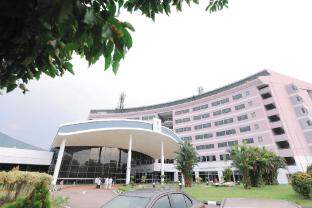 royal park hotel uniten