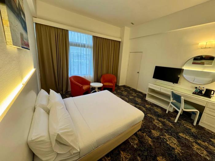 royal park hotel uniten