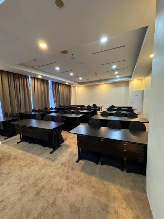royal park hotel uniten