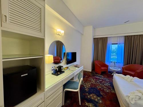 royal park hotel uniten