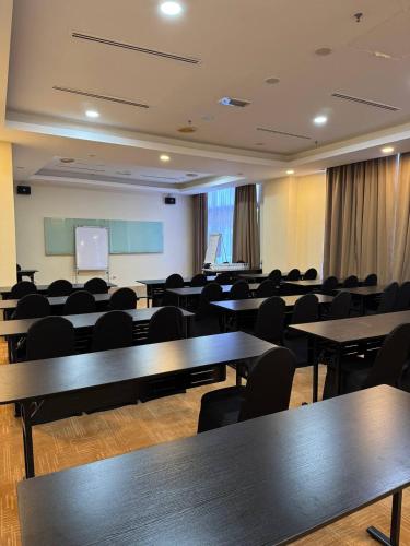 royal park hotel uniten