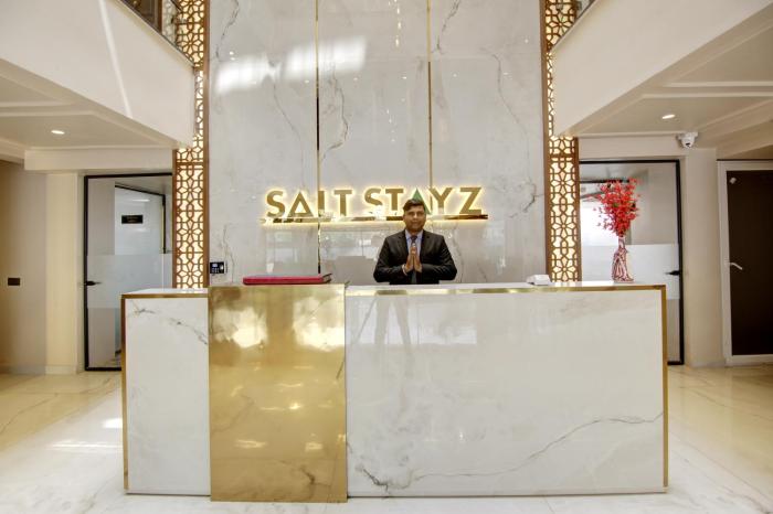 saltstayz premier near golf course road and sector 57