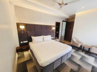 eminence the corbett