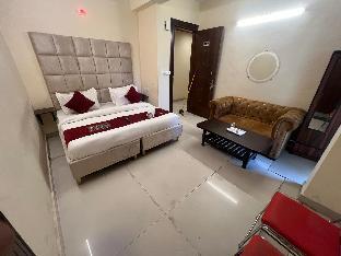 hotel kaushambhi grand