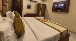 hotel kaushambhi grand