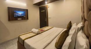 hotel kaushambhi grand