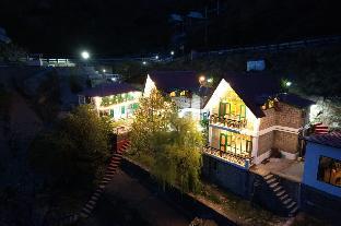 Crossroads Narkanda Cottages,,3 star