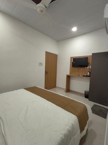 golden oak 5 minutes away from golden temple