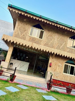 bamboo garden cottages and cafe