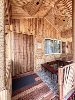 bamboo garden cottages and cafe