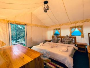 the frozenfall resort gulmarg