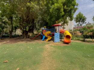 The Lodgers Luxury 1 Bhk Serviced Apartment Sec 43,,5 star