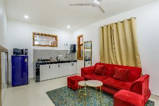 peacefulhuts 1bhk nr yashobhoomi icc and airport
