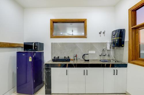 peacefulhuts 1bhk nr yashobhoomi icc and airport