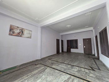 siddhi vinayak hotel and banquet
