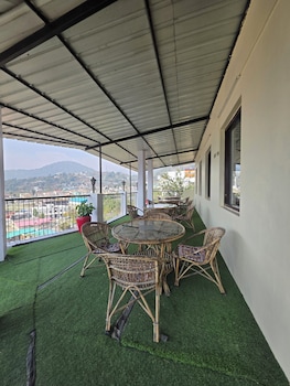 siddhi vinayak hotel and banquet