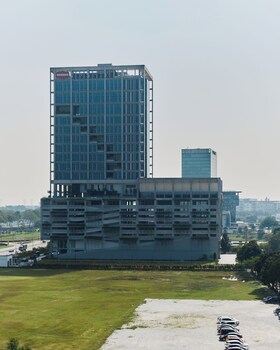 sunsuria forum moka