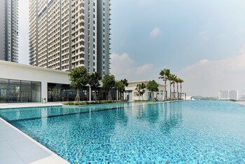 Sunsuria Forum Moka,,4 star
