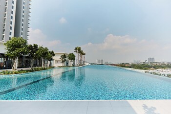 Sunsuria Forum Moka,,4 star