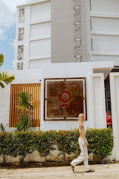 elite atoll serviced apartments