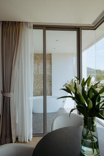 elite atoll serviced apartments