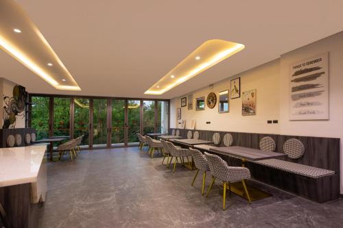 elite atoll serviced apartments