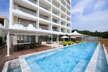 Elite Atoll Beachfront Hotel,,4 star