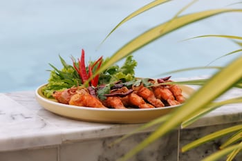 elite atoll beachfront hotel