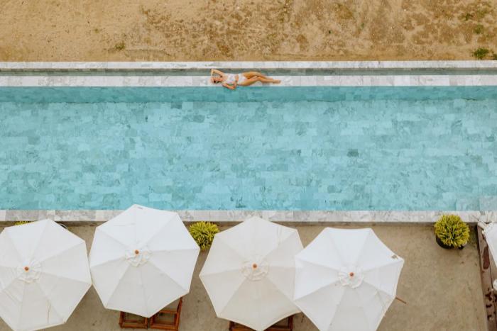 elite atoll beachfront hotel