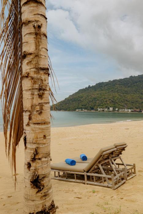 elite atoll beachfront hotel