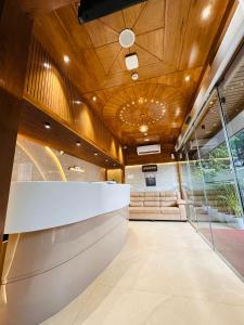 hotel amber paramount