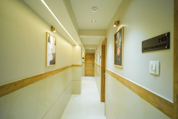 hotel amber paramount