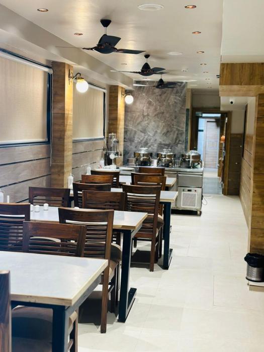 hotel amber paramount