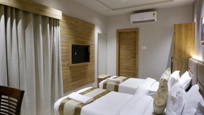 hotel amber paramount