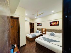 hotel akasa inn