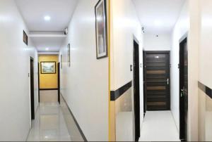 Hotel Akasa Inn,,3 star