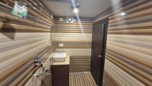 royal view residency