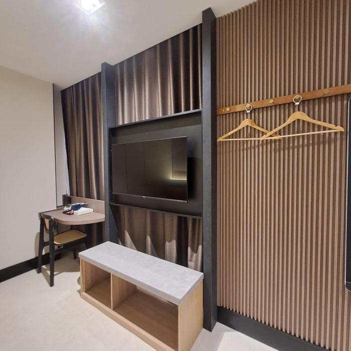 urban inn myra meranti