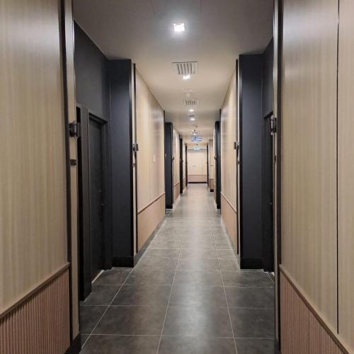 urban inn myra meranti
