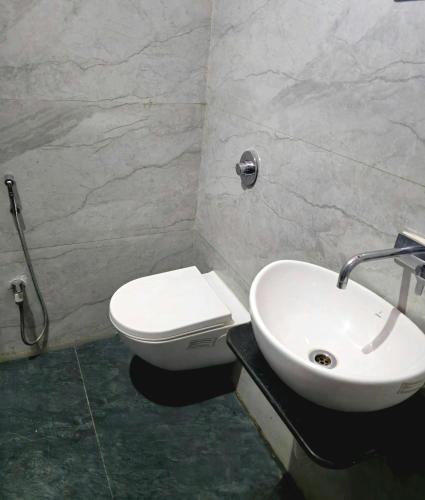 Parmeshwar Lodge,,5 star