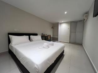 swing and pillows kajang selangor