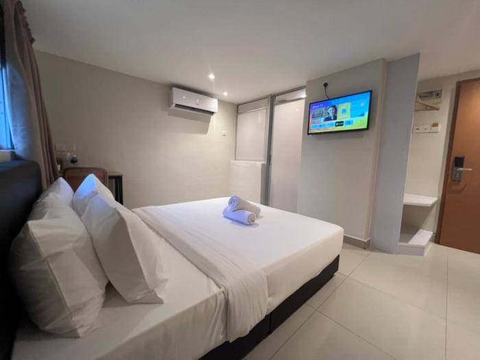 swing and pillows kajang selangor