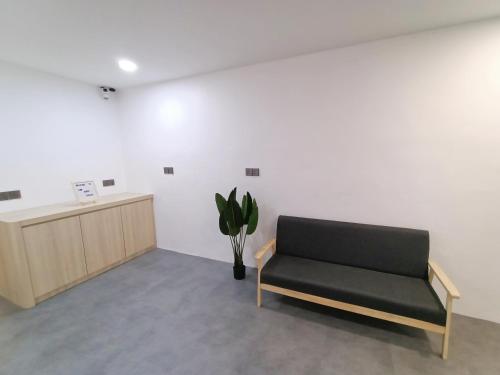 1188 Guest House,,3 star