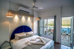 the neeraj ganga cottages