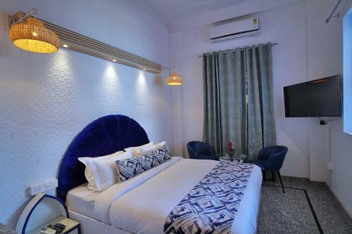 the neeraj ganga cottages