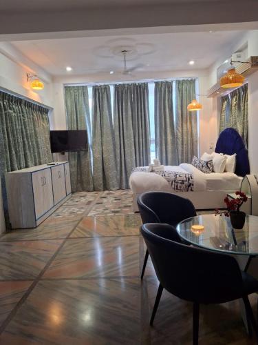 the neeraj ganga cottages