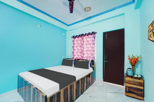 Hotel O R K Marriage Hall And Guest House,,3 star