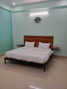 hotel soho sector 51 noida