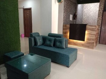 hotel soho sector 51 noida